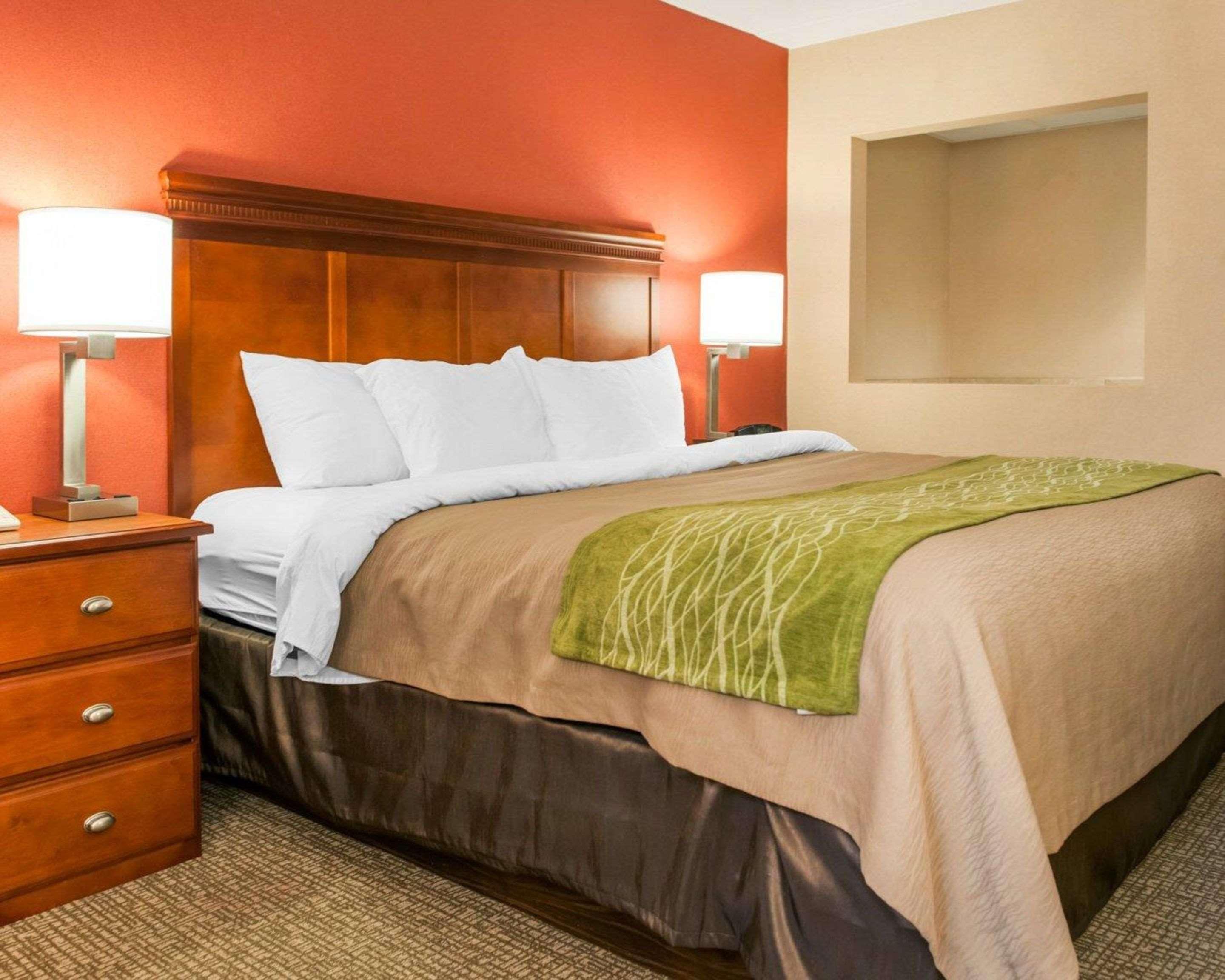 Comfort Inn Oxford - University Area Екстериор снимка