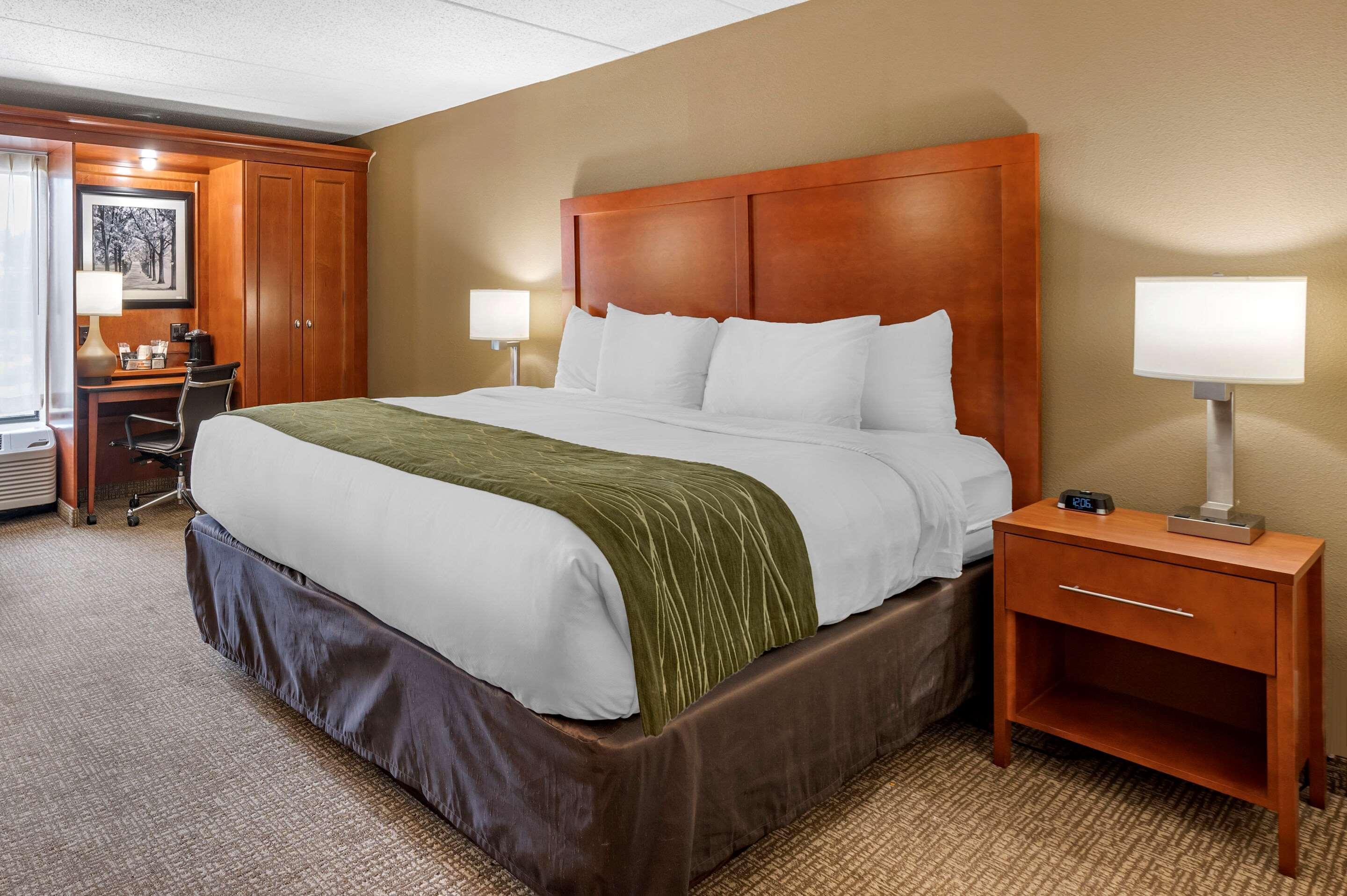 Comfort Inn Oxford - University Area Екстериор снимка