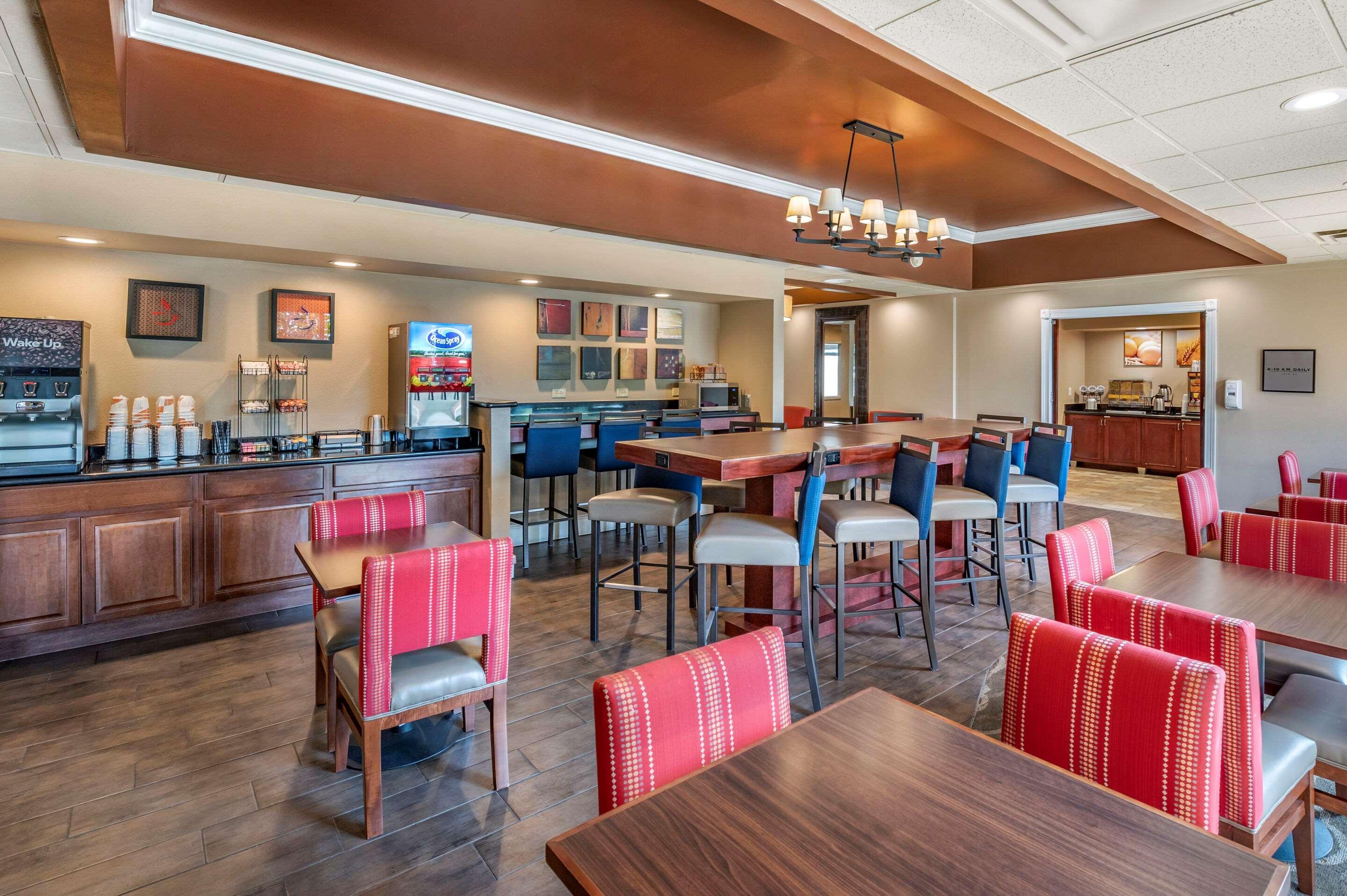 Comfort Inn Oxford - University Area Екстериор снимка