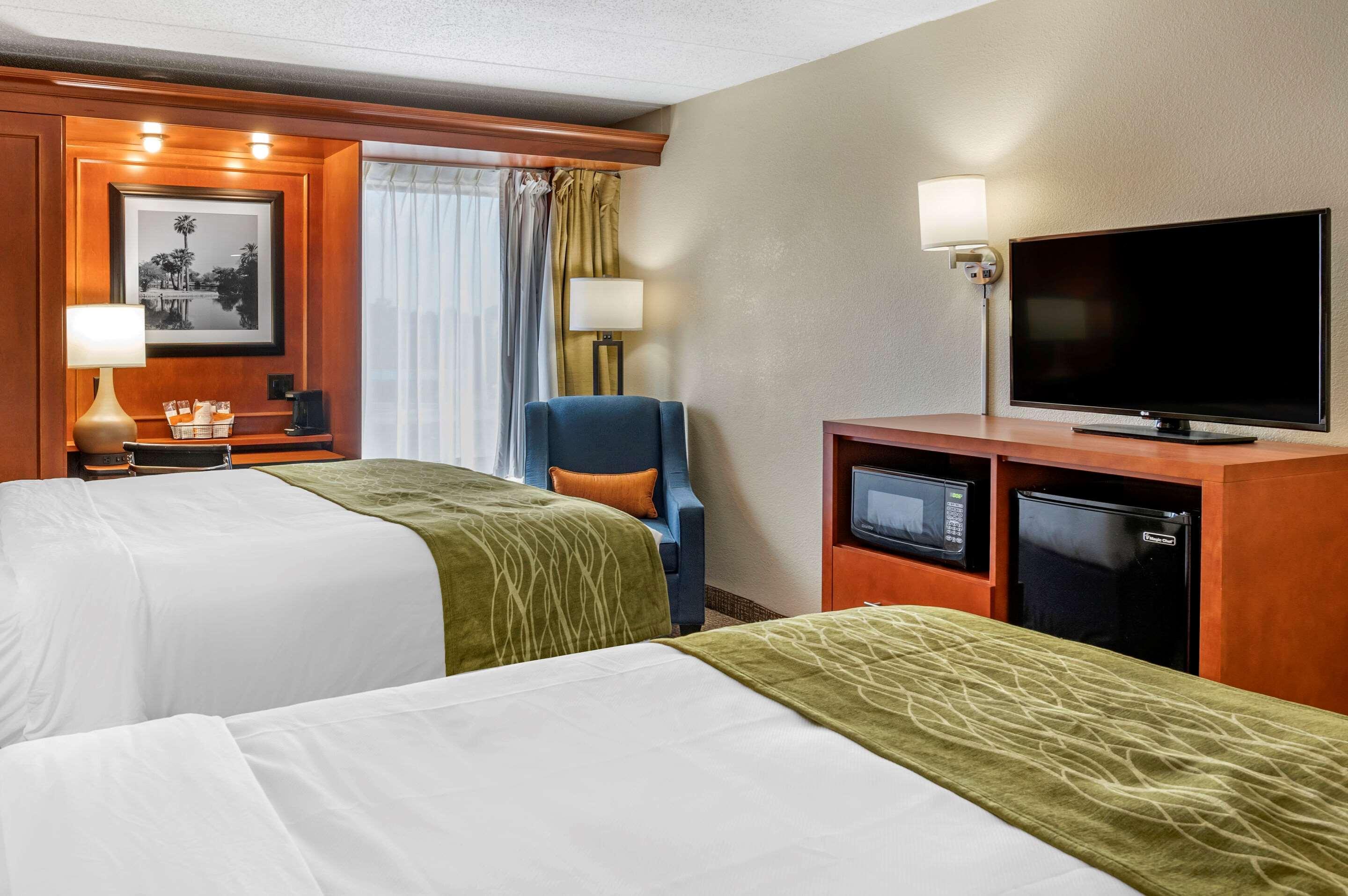 Comfort Inn Oxford - University Area Екстериор снимка