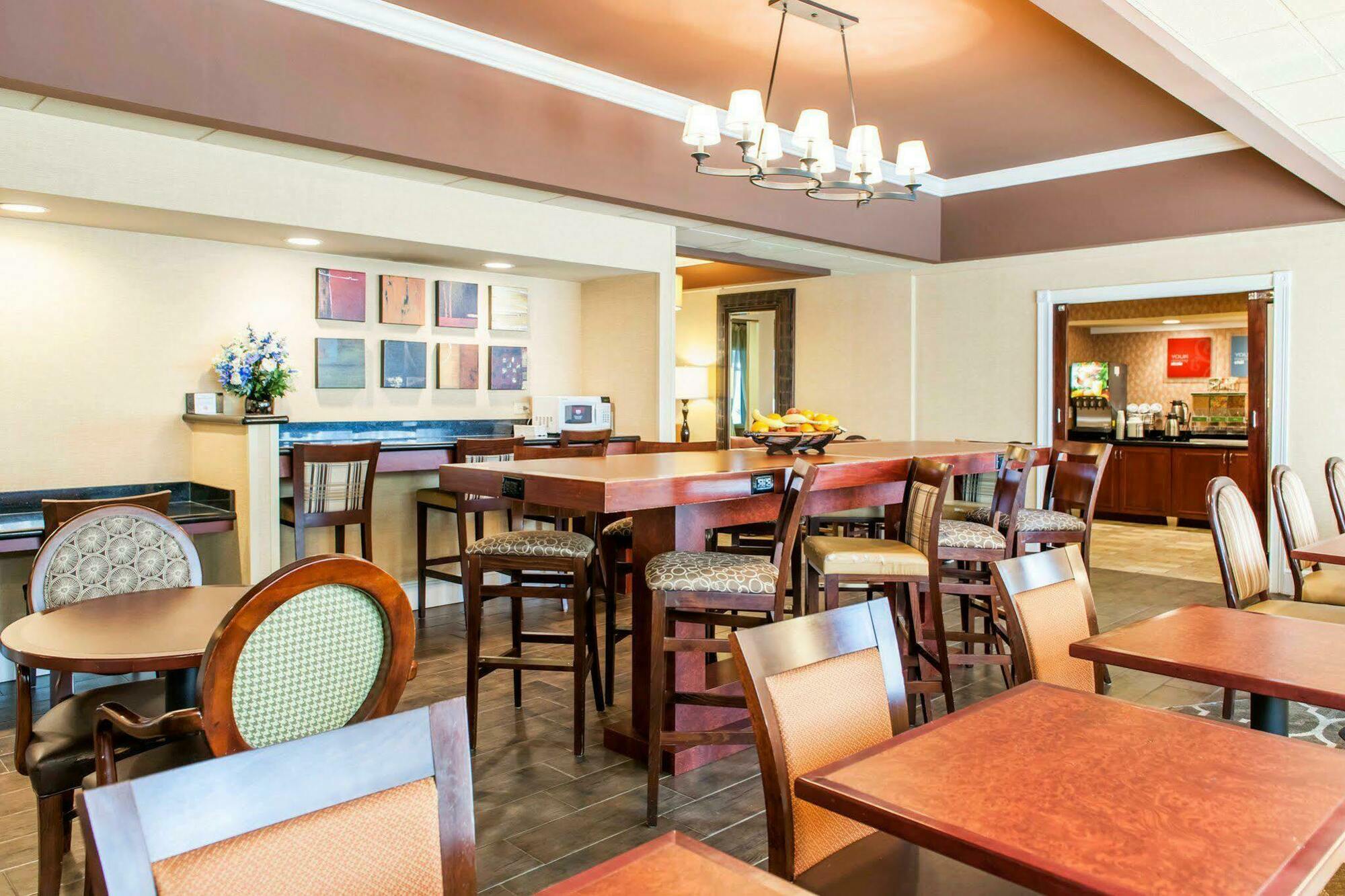 Comfort Inn Oxford - University Area Екстериор снимка