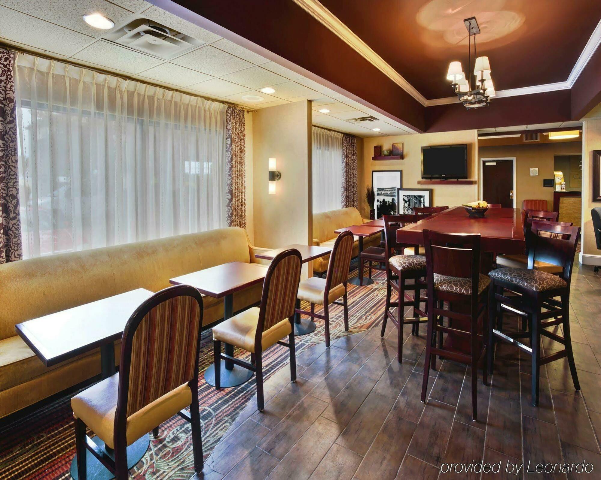 Comfort Inn Oxford - University Area Екстериор снимка